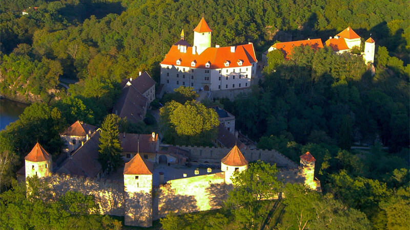 18.-hrad-veveri